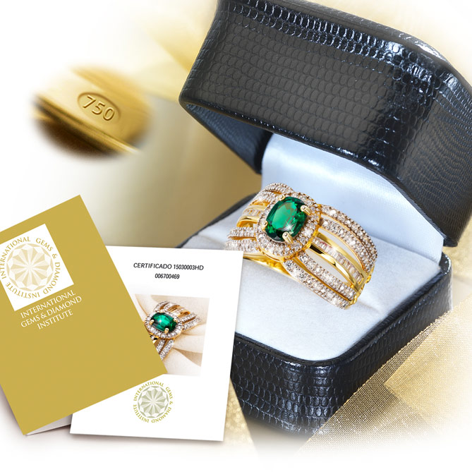 Solitario Emerald & Diamonds: El Solitario Emerald & Diamonds se entrega en un estuche de joyería con su Certificado de Autenticidad